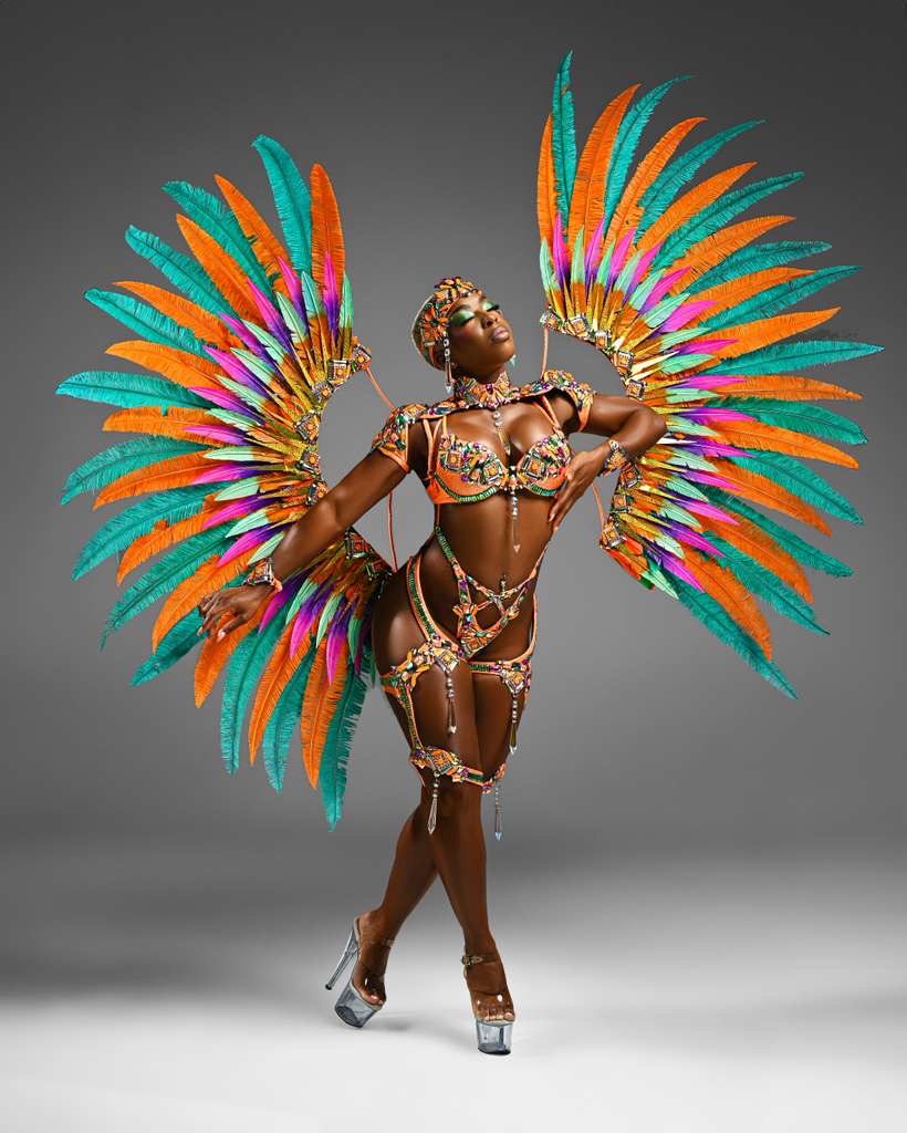 Luminous Backline with Medium Backpack